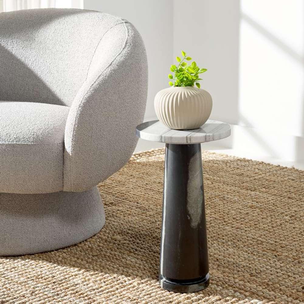 Safavieh - Valentia Round Marble Accent Table - White - Black - SFV9704F veiw 4