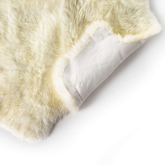 Four Hands - Lalo Lambskin Rug, Cream - 223281-001 veiw 2