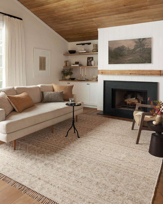 Angela Rose x Loloi - Rivers Sand / Ivory 3-6in x 5-6in Accent Rug - RIVRRIV-03SAIV3656 veiw 2