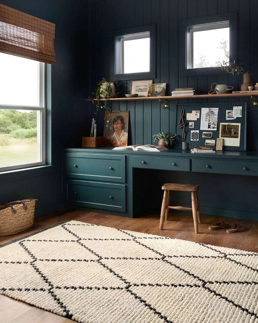 Chris Loves Julia x Loloi - Alice Cream / Charcoal 6-5in x 9-2in Area Rug - ALICALI-04CRCC6592 veiw 2