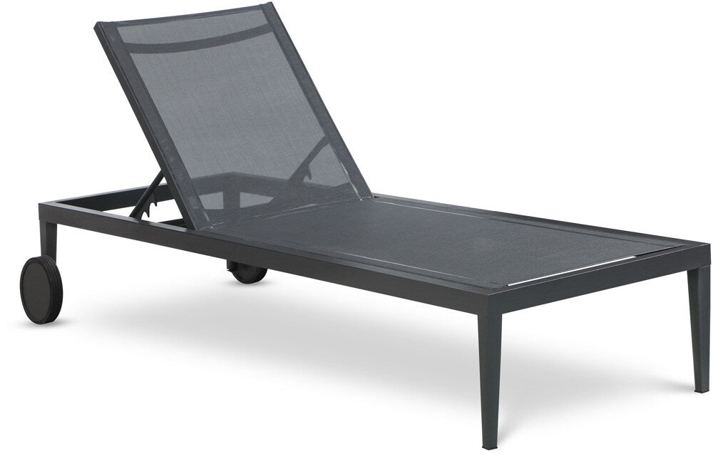 Meridian Furniture - Nizuc Black Mesh Water Resistant Fabric Outdoor Patio Aluminum Mesh Chaise Lounge Chair - 374Black veiw 1