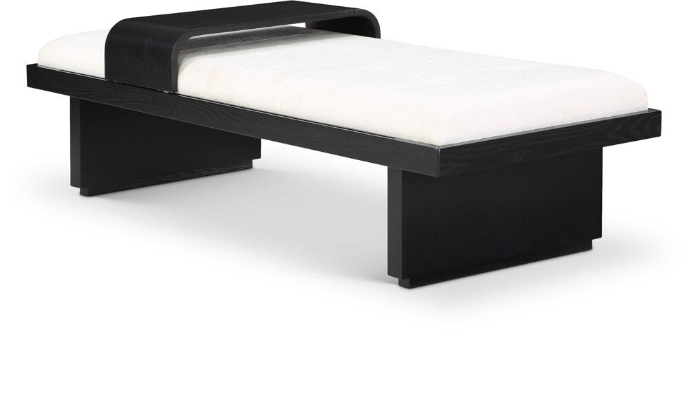 Meridian Furniture - Arlington Cream Chenille Fabric Bench - 22014Cream veiw 1