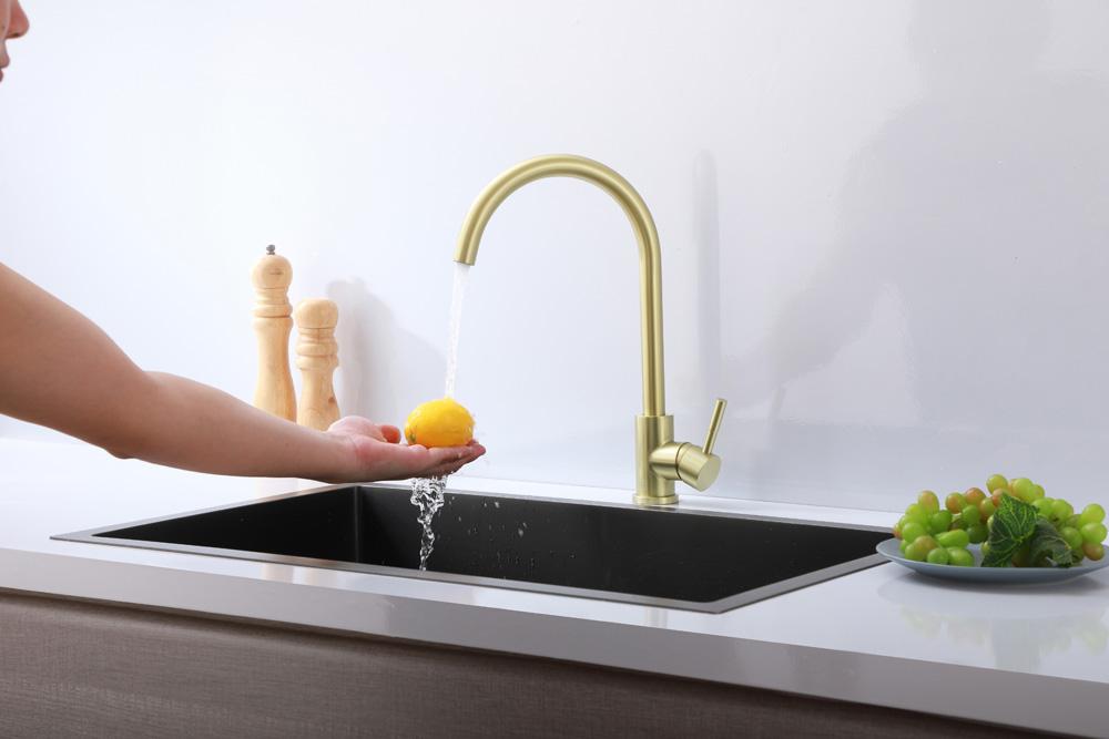 Elegant Furniture & Lighting - Finn Single Handle Kitchen Faucet in Brushed Gold - FAK-307BGD veiw 5