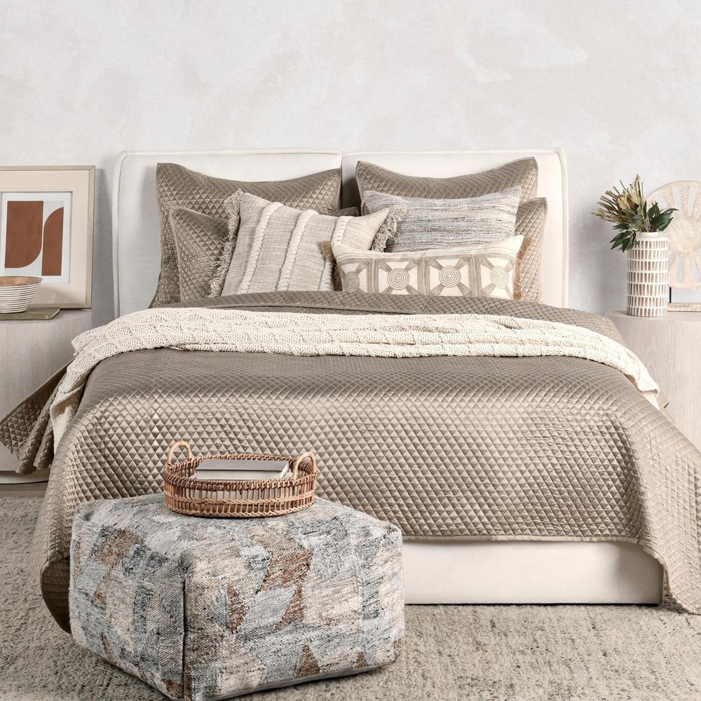 Villa by Classic Home - Winthrop 100% Sateen Natural King Quilt - 110W - Natural - V022377 veiw 6