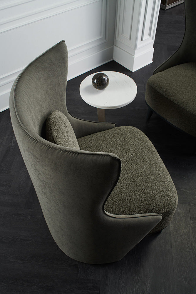 Caracole - La Moda Tall Spot Table - M131-421-421