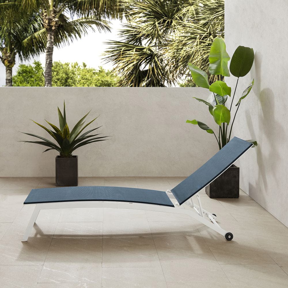 Crosley Furniture - Weaver Outdoor Chaise Lounge - CO6310WH-NV view 7