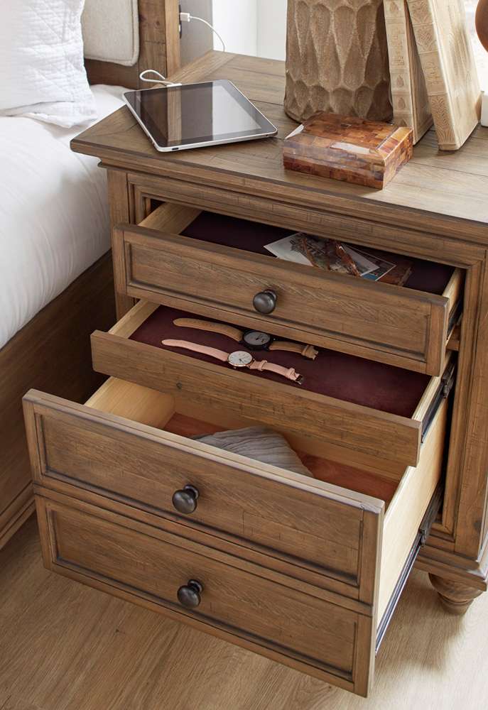 Emery Park - Hensley Liv360 Nightstand in Honey Finish - I3002-450 veiw 3