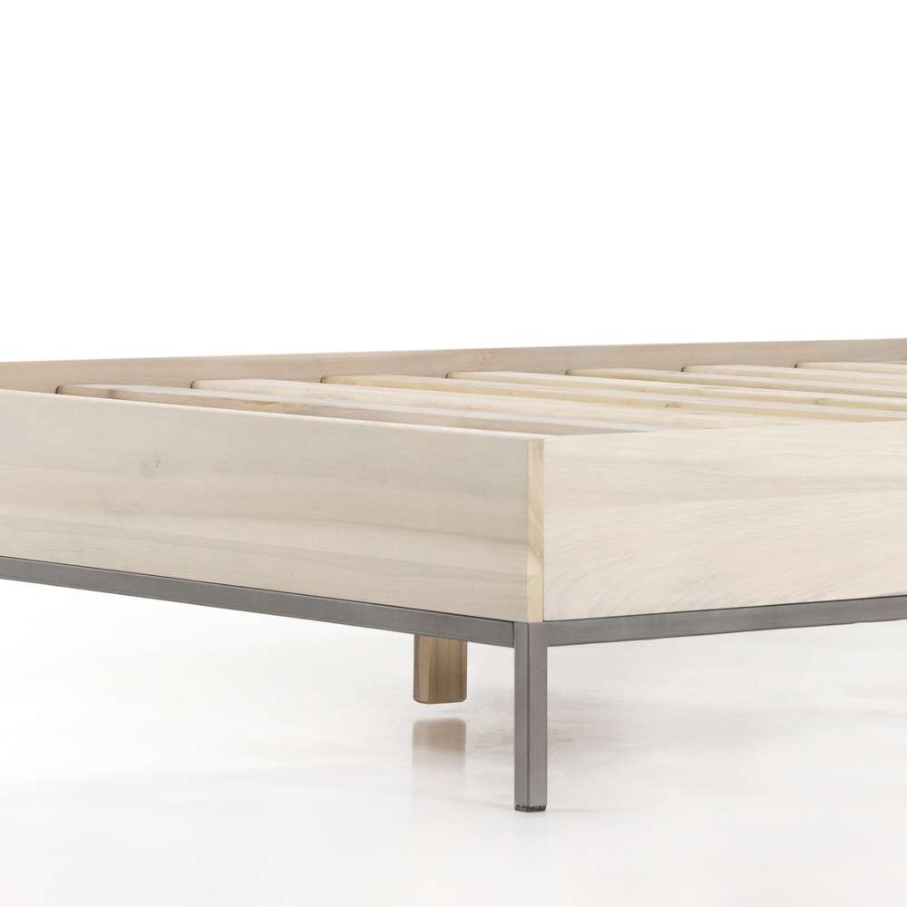 Four Hands - Trey Bed - Dove Poplar - King - 109337-005 veiw 5