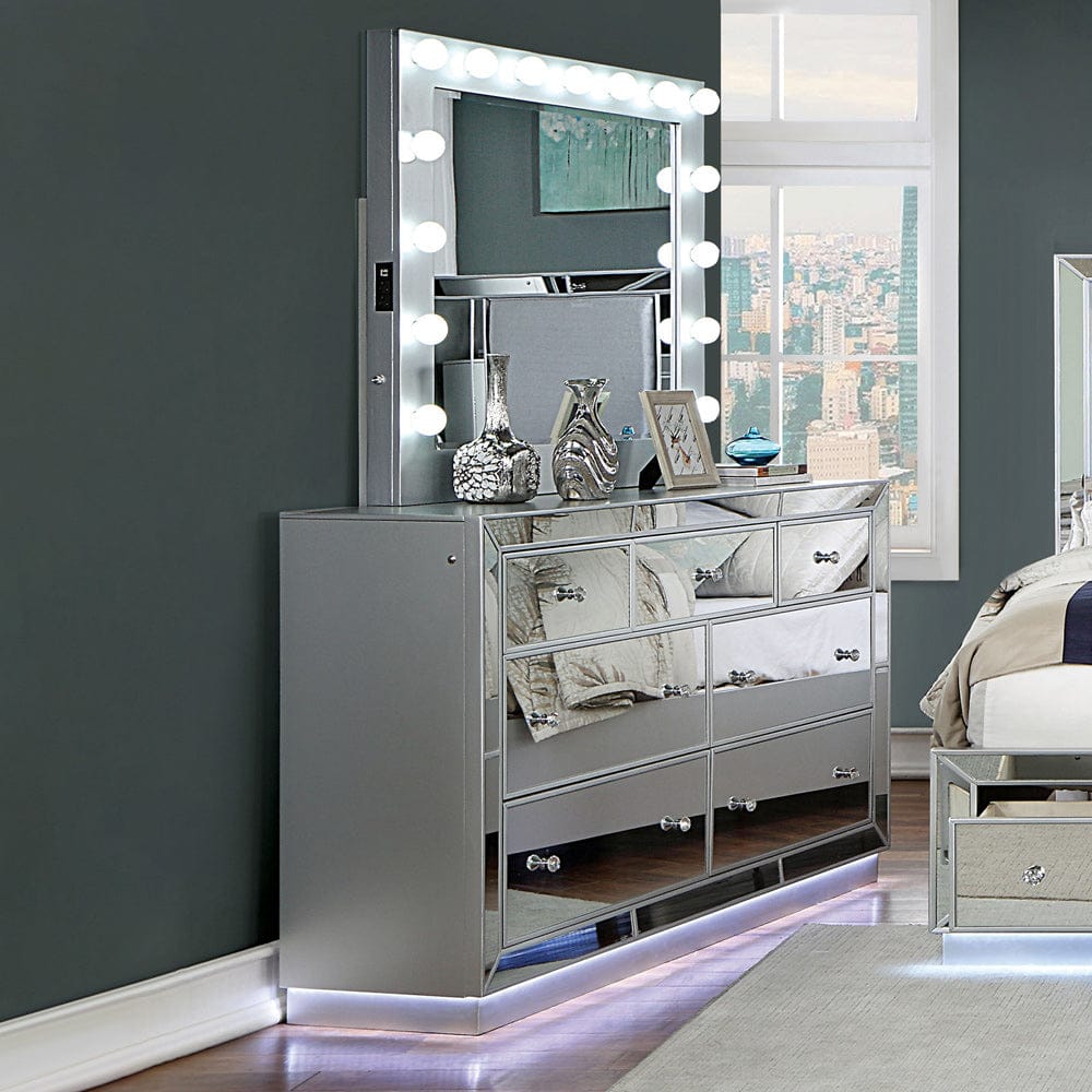 Furniture of America - Belladonna Dresser w/ LED in Silver - CM7417SV-D View 3
