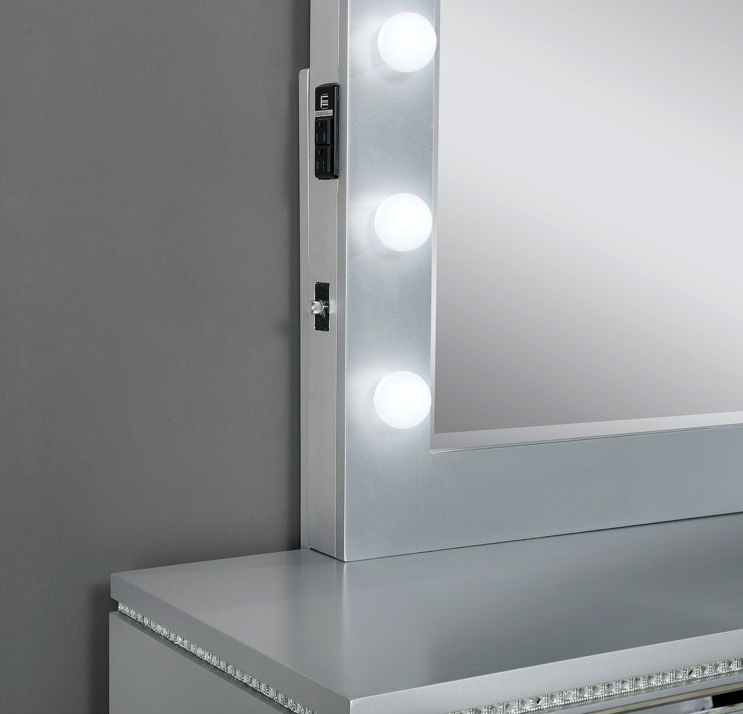Furniture of America - Belleterre Mirror in Silver - CM7518M View 2