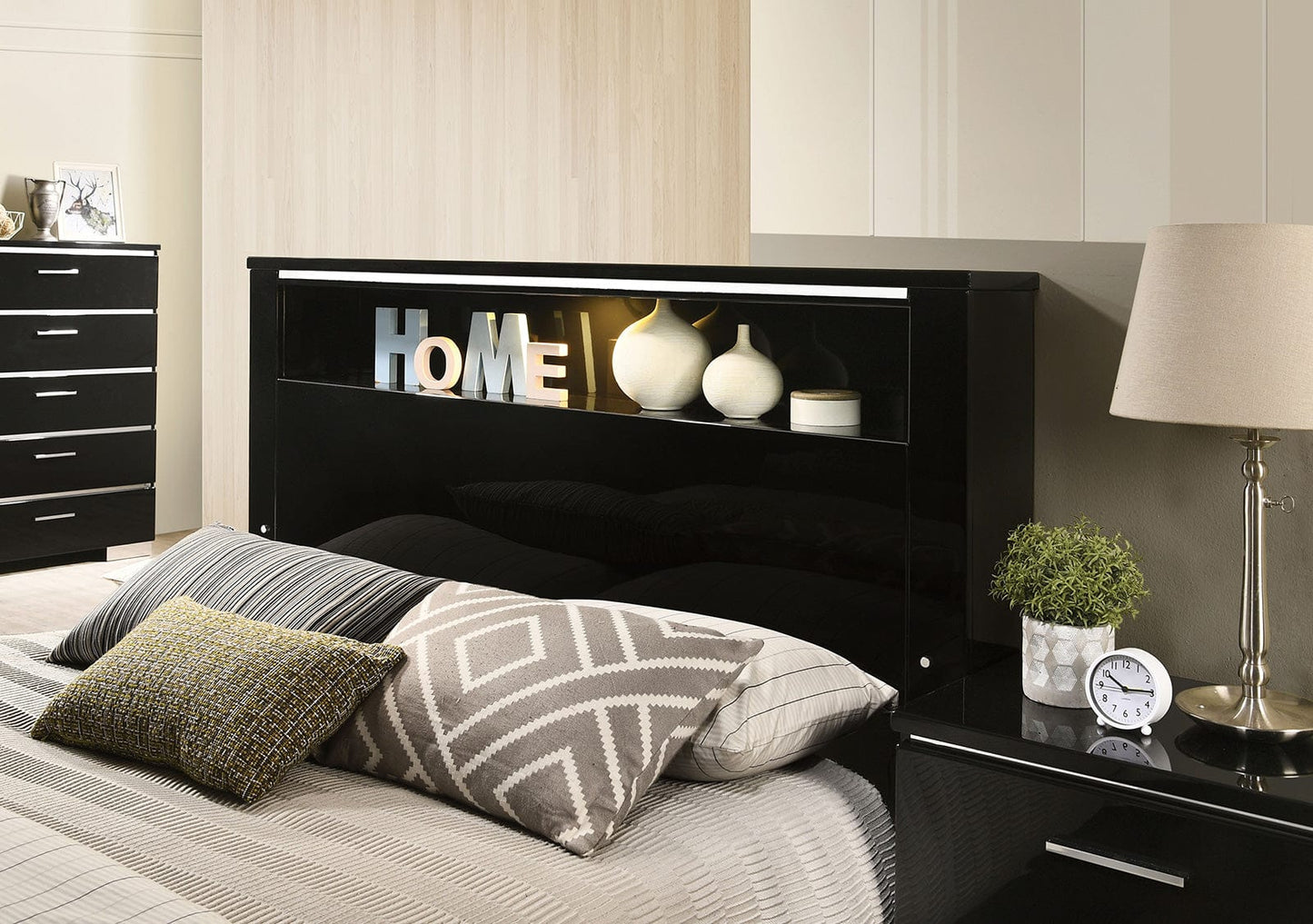 Furniture of America - Carlie 5 Pc. Queen Bedroom Set w/ Chest in Black/Chrome - FOA7039Q-5PC-CHEST View 2