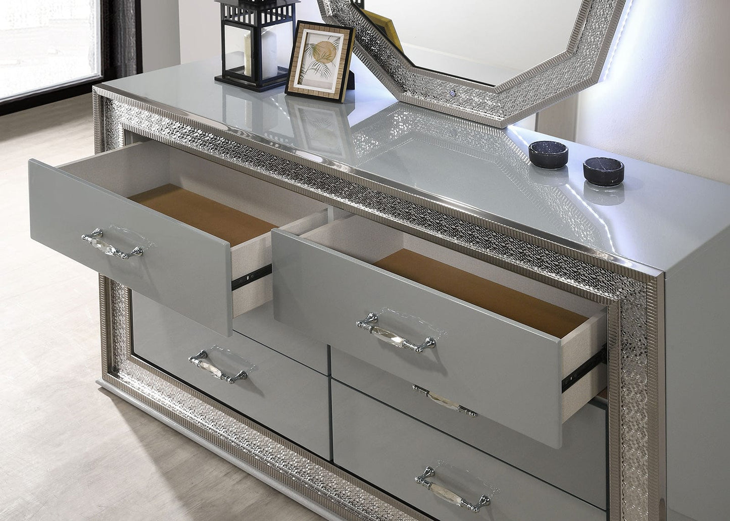 Furniture of America - Cassiopeia Dresser in Metallic Gray - FM7253GY-D View 3