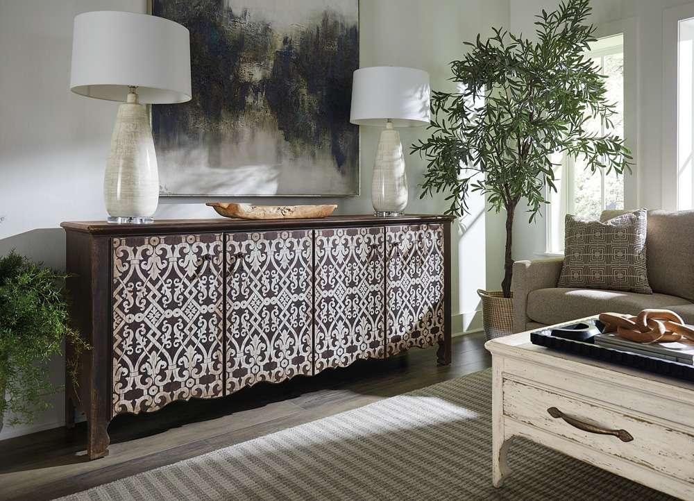 Hooker Furniture - Americana Entertainment Credenza - 7050-55478-893 veiw 4
