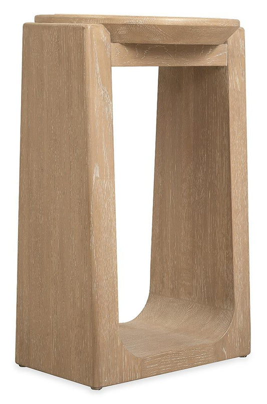 Hooker Furniture - Commerce and Market Helena Spot Table in Light Wood - 7228-80228-82 veiw 2