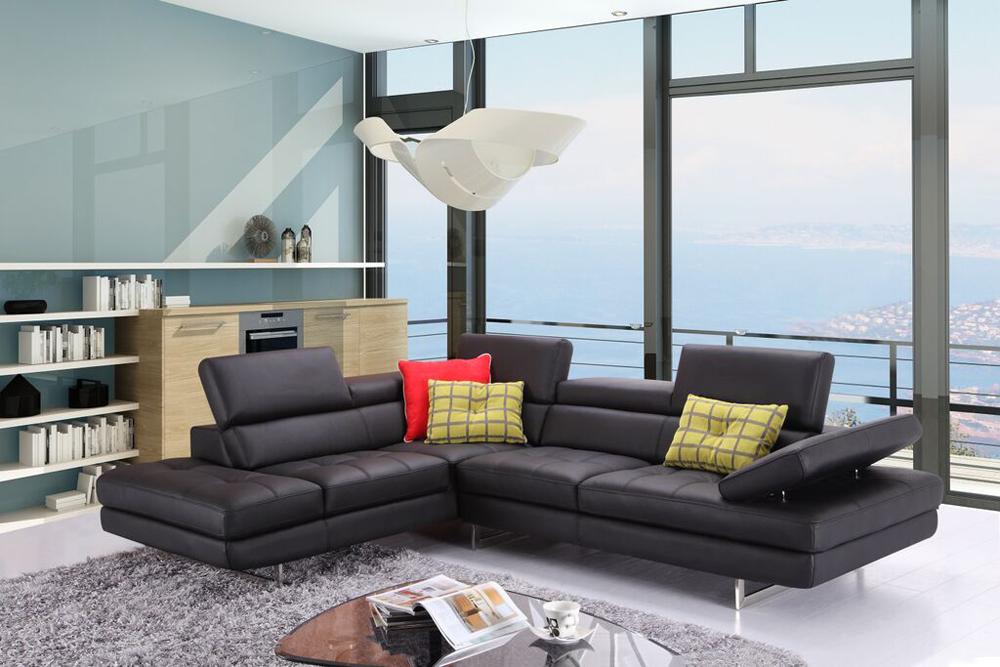 J&M Furniture - A761 Italian Leather Sectional Slate Black In Left Hand Facing - 1785521-LHFC veiw 1