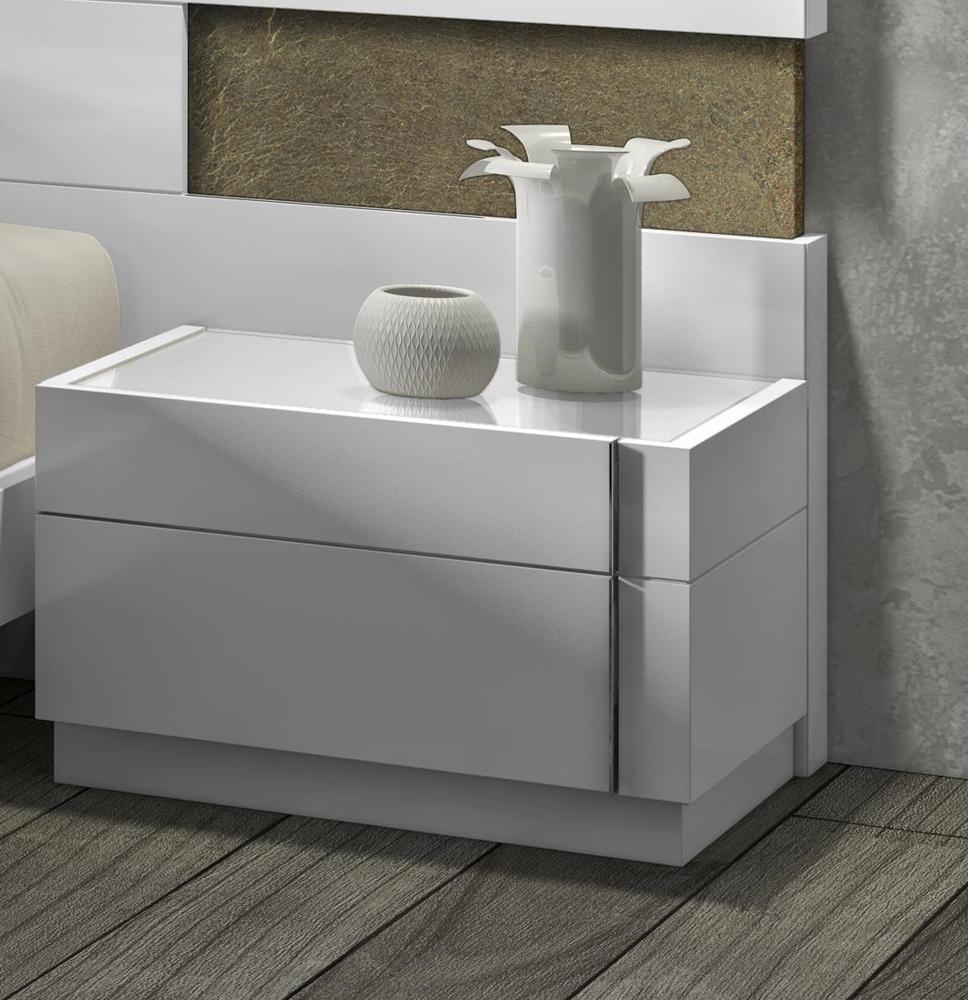 J&M Furniture - Amora Right Facing Night Stand - 17869-NSR veiw 1