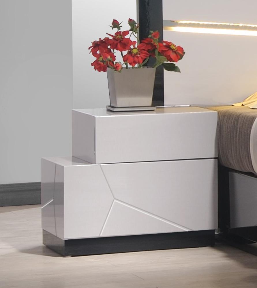 J&M Furniture - Turin Night Stand Left Facing - 17854-NSL veiw 1