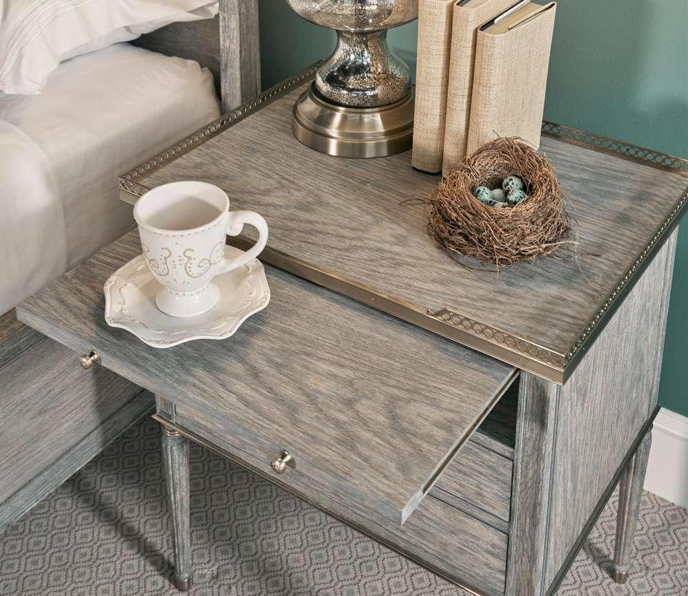 Jonathan Charles Fine Furniture - William Yeoward - Arlingham Nightstand - 007-1-800-OCB veiw 7
