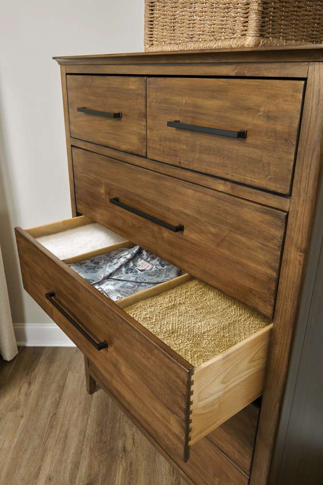 Kincaid Furniture - Abode Larson Drawer Chest - 269-215 veiw 3