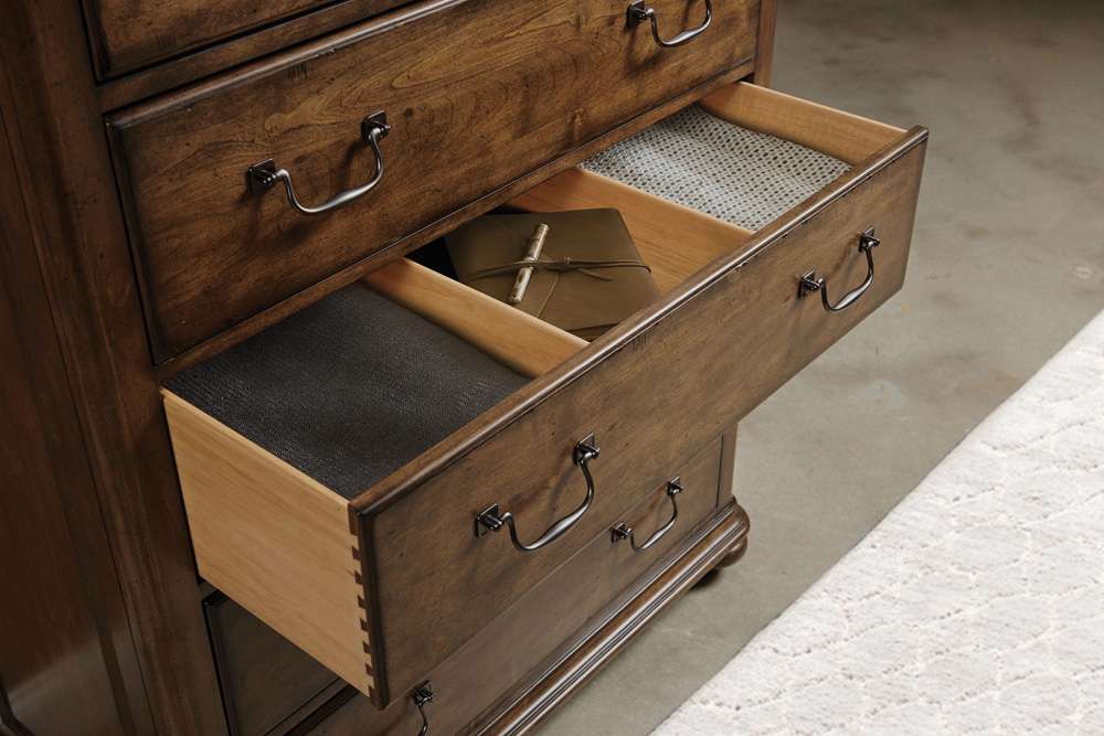 Kincaid Furniture - Commonwealth Witham Drawer Chest - 161-215 veiw 3