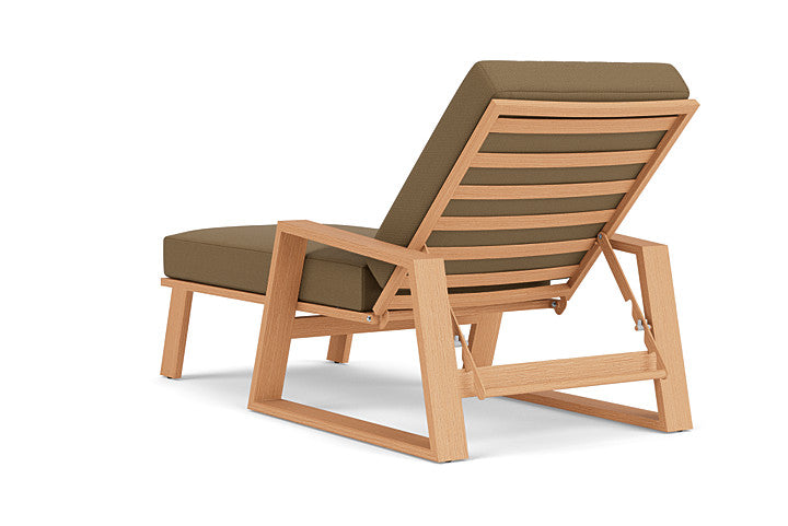 Lloyd Flanders - Pursuit Pool Chaise In Toffee Cream Finish With Reflections Straw Fabric - 4520201882053 view 2
