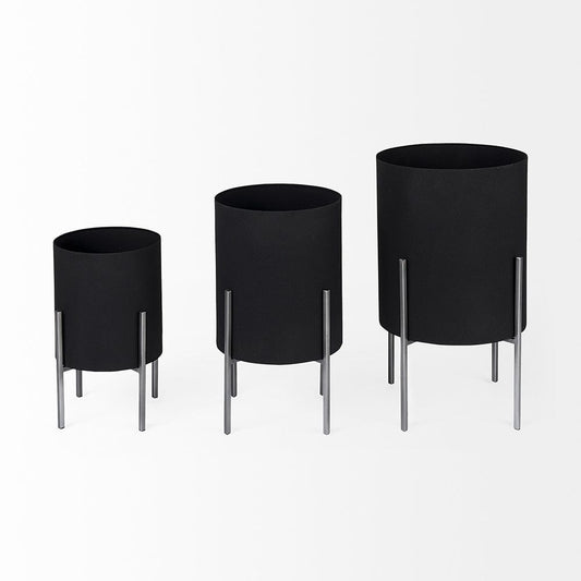 Mercana - Claypoole Black Plant Stands (Set of 3) - 68841_CLOSEOUT view 2