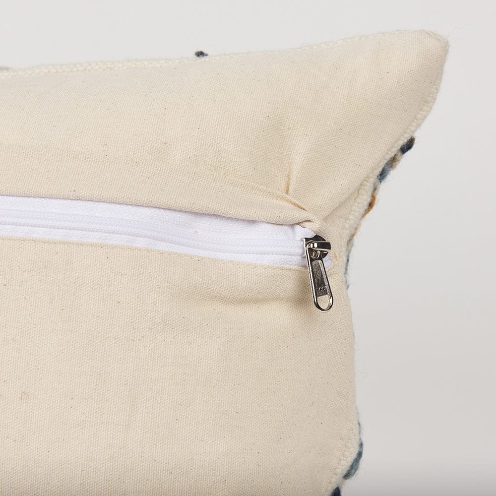 Mercana - Kitt Lumbar Pillow Cover - 70335 view 7