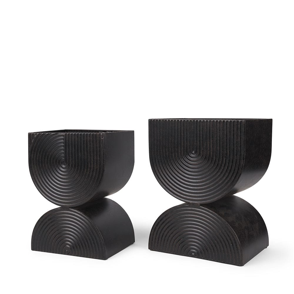 Mercana - Medina Antiqued Black Tall Metal Planters (Set of 2) - 70552_CLOSEOUT view 1
