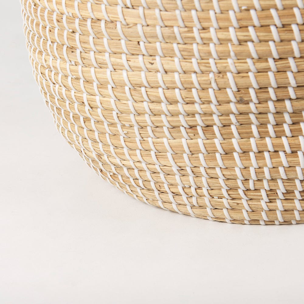 Mercana - Olivia 15.7L x 15.7W x 17.3H Beige Seagrass Basket W/Lid and Handles (Set of 3) - 69613 view 10