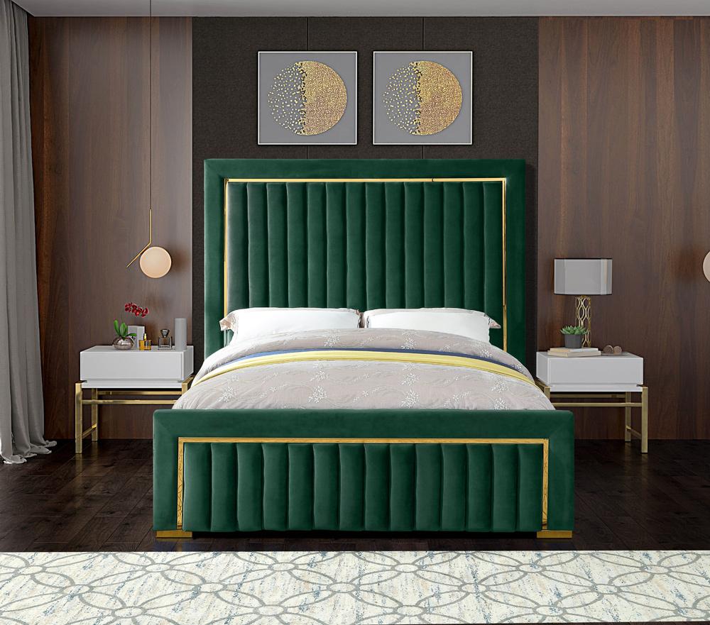 Meridian Furniture - Dolce Green Velvet King Bed - DolceGreen-K veiw 4