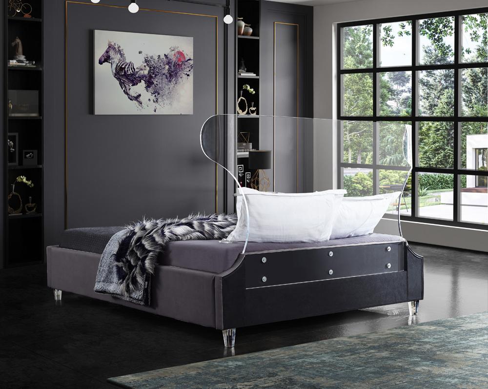 Meridian Furniture - Ghost Grey Velvet King Bed - GhostGrey-K veiw 6