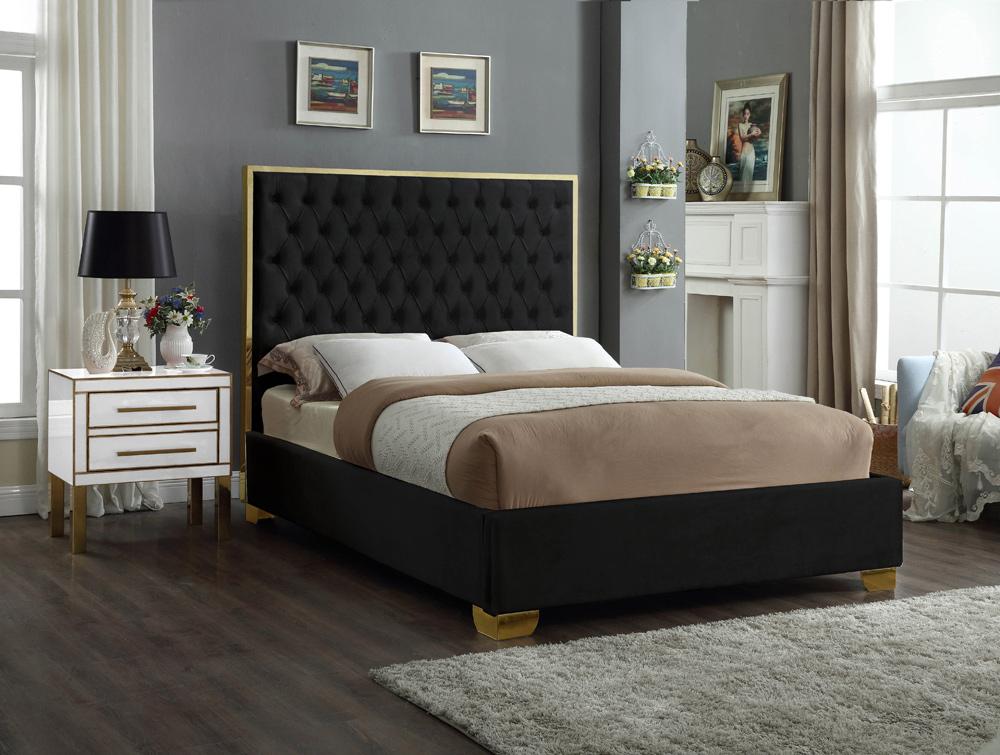 Meridian Furniture - Lana Black Velvet Queen Bed - LanaBlack-Q veiw 2