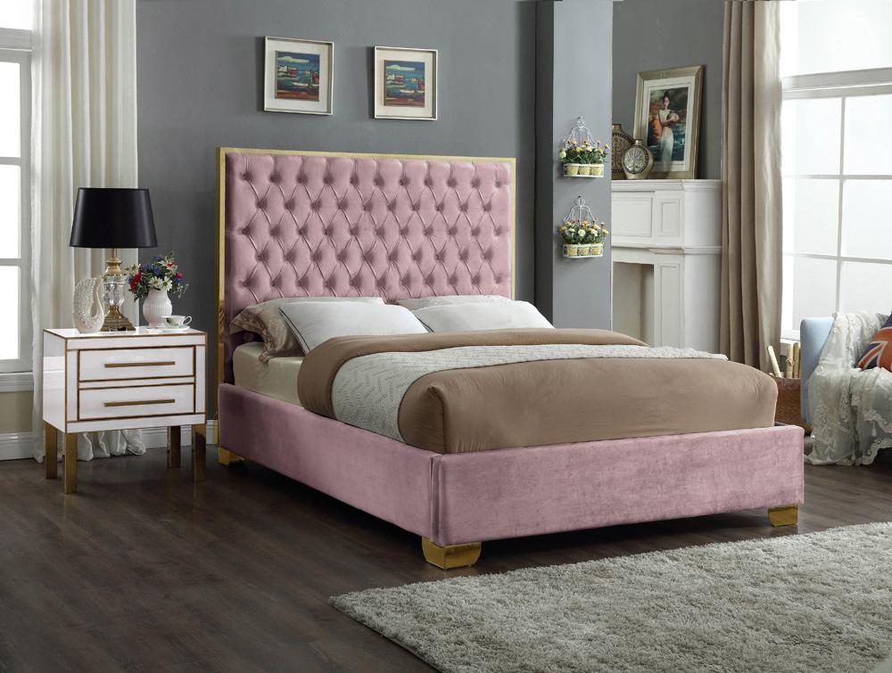 Meridian Furniture - Lana Pink Velvet Queen Bed - LanaPink-Q veiw 2