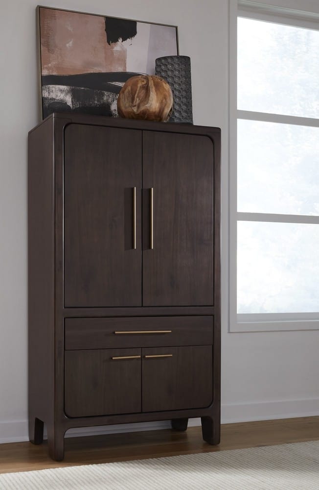 Modus Furniture - Zamba Four Door One Drawer Acacia Bar Cabinet in Jaguar - UKXT79 view 11