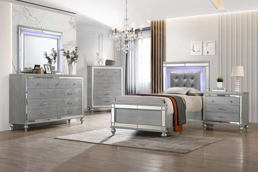 New Classic Furniture - Valentino 4/6 Full Bed - Silver - 02-9698S-400 veiw 2