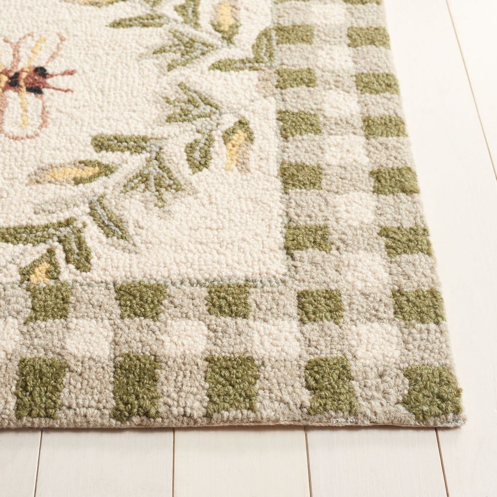 Safavieh - Chelsea Hooked Rug 55A Iv/Grn - 1.1" X 1.1" - HK55A-1313 view 3