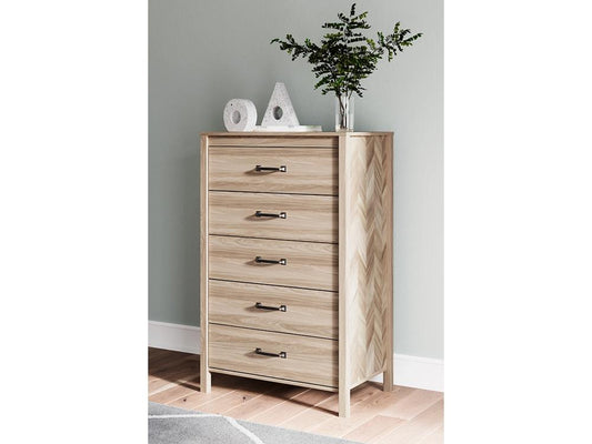 Signature Design by Ashley - Battelle Five Drawer Chest in Tan - EB3929-245 veiw 2