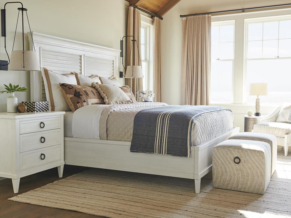 Tommy Bahama Home - Ocean Breeze Royal Palm Louvered Bed 6/6 King, Caribbean Sands - 570-144C veiw 3