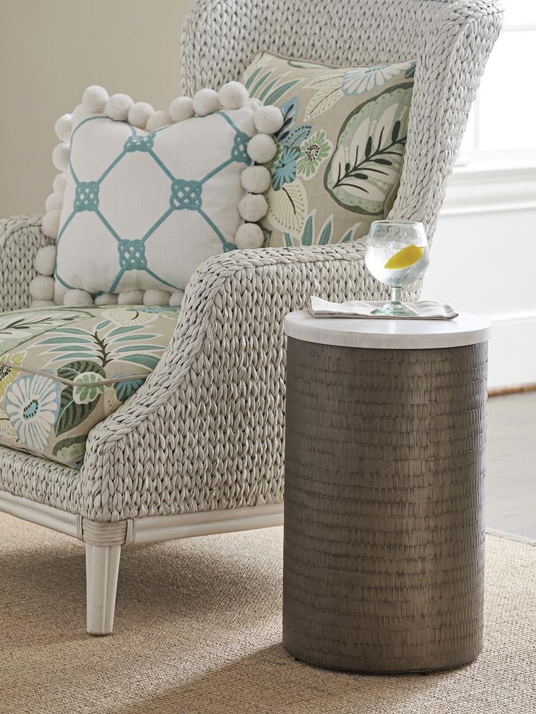 Tommy Bahama Home - Ocean Breeze Turnberry Round Chairside Table, Caribbean Sands - 570-950 veiw 3