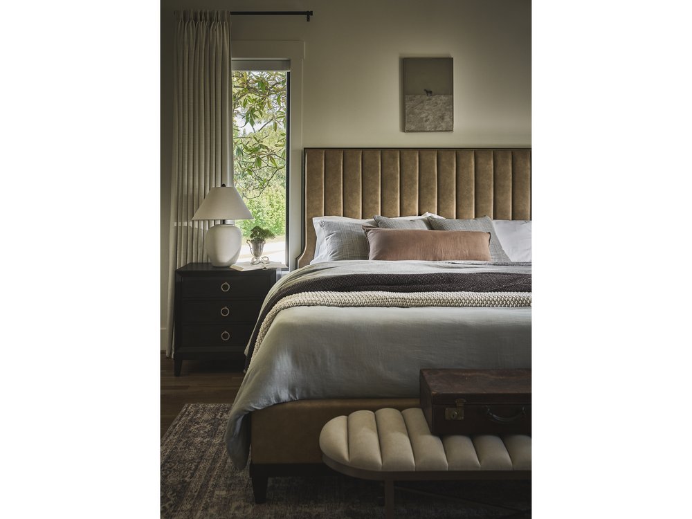 Universal Furniture - Fenwick - Dusty Bronze Bench - U600380 view 6