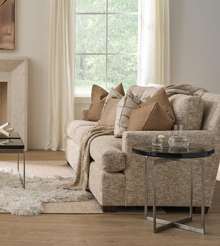 Universal Furniture - Jordan Spot Table - U428815 veiw 4