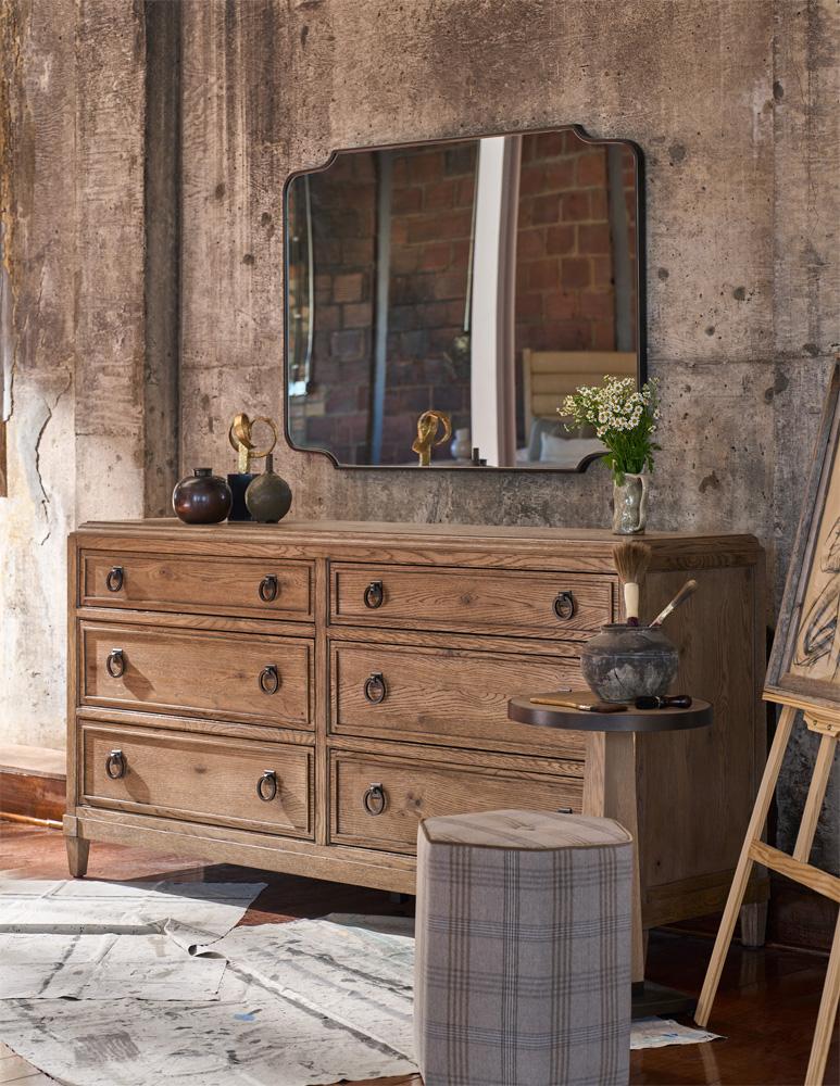 Universal Furniture - Sienna Dresser - Sienna - U400040 veiw 4