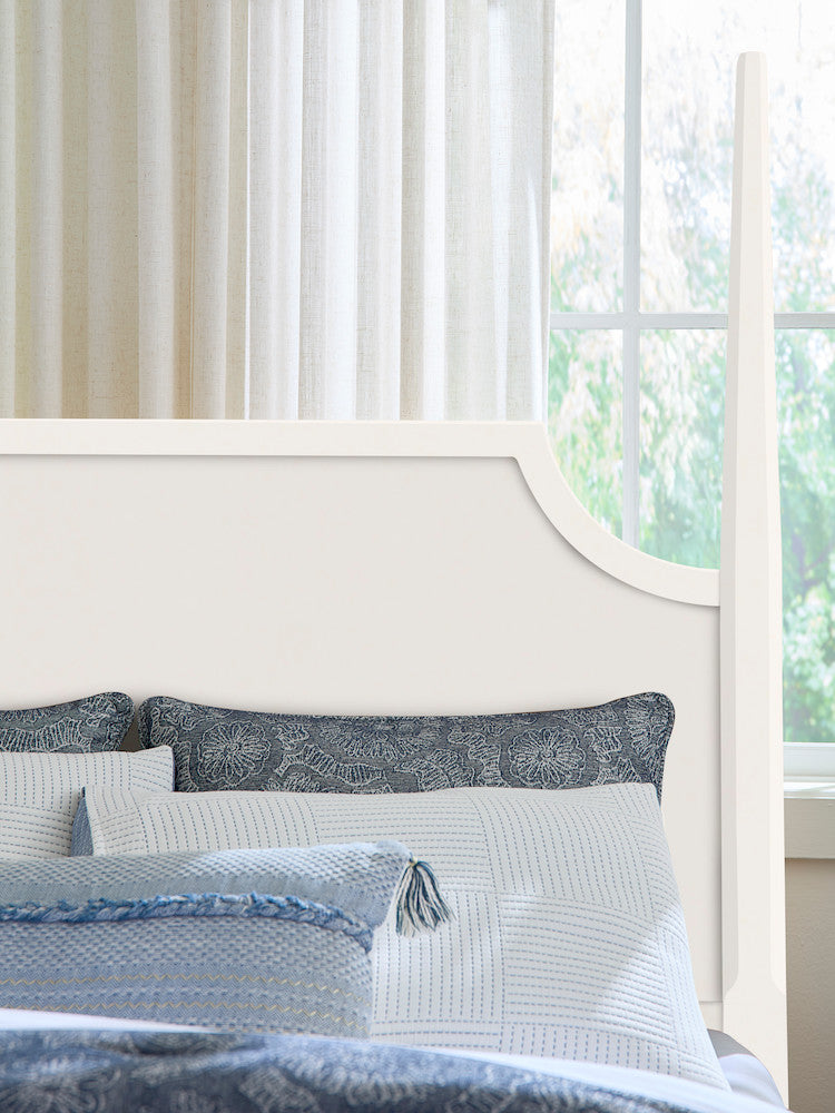 Vaughan Bassett - Tide and Timber - King Pencil Poster Bed - White Maple - 834-668-866-922-MS1 view 4