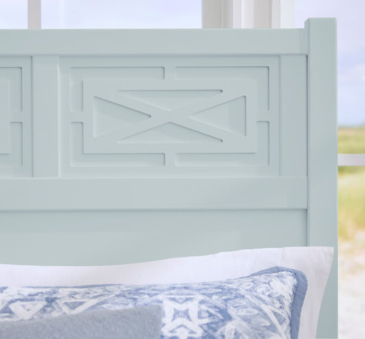 Vaughan Bassett - Tide and Timber - Queen Fretwork Bed With Storage Footboard - Blue Maple - 835-557-050B-502-555T view 2