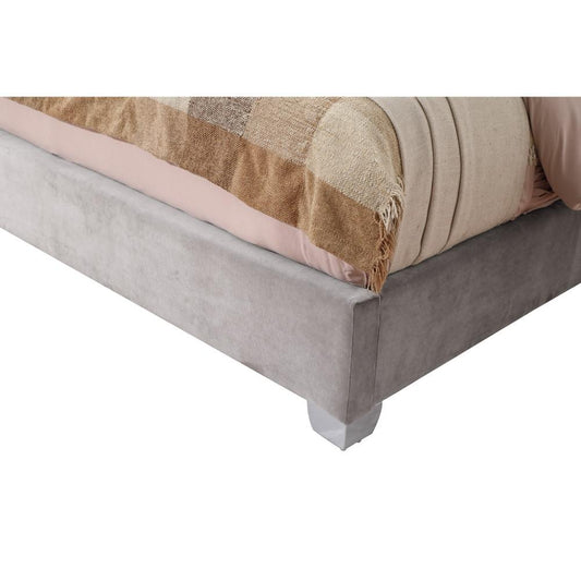 Wallace & Bay - James Cloud Gray King Upholstered Bed with Velvet-Like Fabric, Chrome Trim, Button Tufted Headboard, And Platform-Style Base - B510045 veiw 2