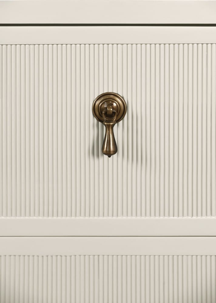 Worlds Away - Four Drawer Chest With Fluted Drawer Fronts In Matte Antique White Lacquer - PASCAL AW view 7