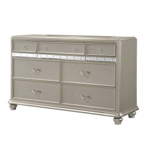 Dressers by Avalon Furniture