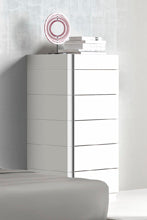 J&M Furniture Lisbon Collection