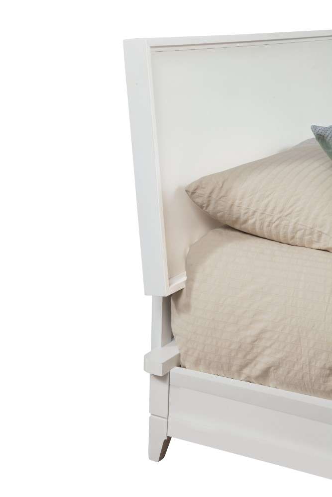 Origins by Alpine - Nova California King Platform Bed in Chalk White - 110-W-07CK veiw 4