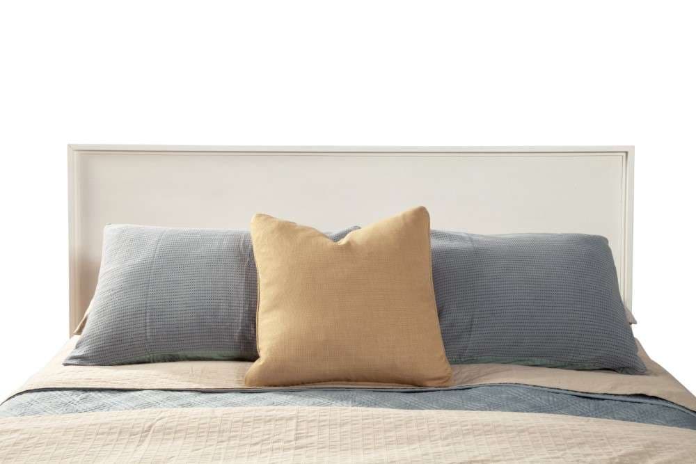 Origins by Alpine - Nova Queen Platform Bed in Chalk White - 110-W-01Q veiw 3